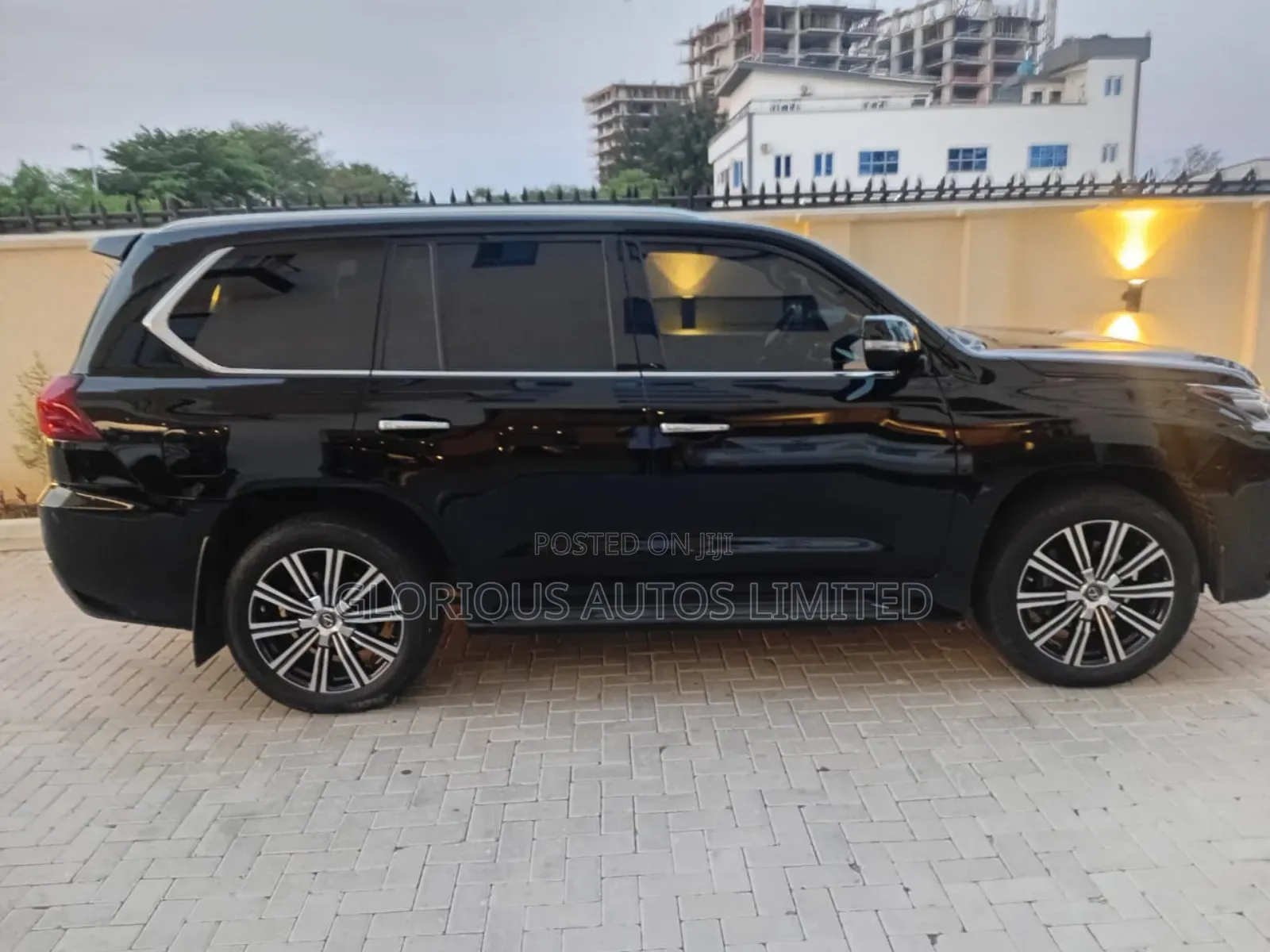 Lexus LX 570 AWD 2019 Black