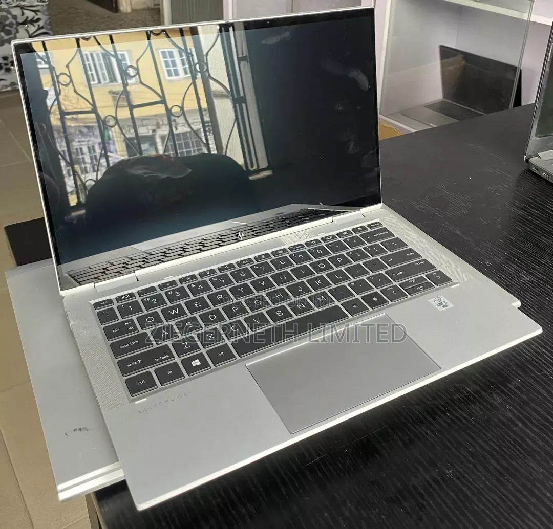Laptop HP EliteBook x360 1030 G7 8GB Intel Core i5 SSD 256GB