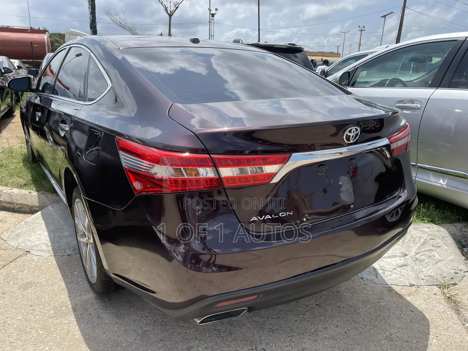 Toyota Avalon XLE 4dr Sedan (3.5L 6cyl 6A) 2014 Brown
