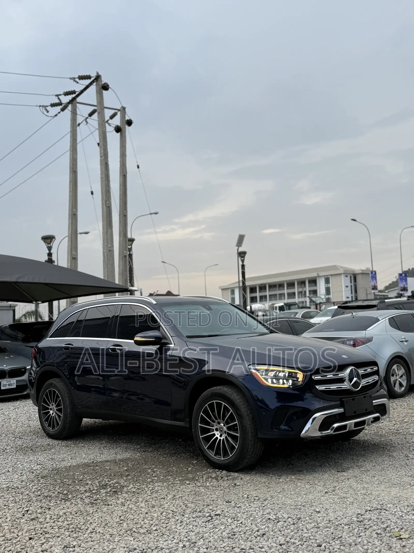 Mercedes-Benz GLC-Class 2021 Blue