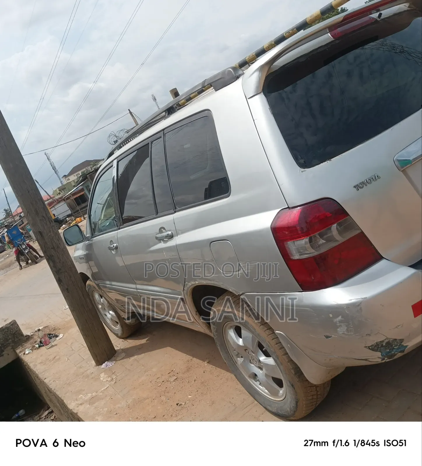 Toyota Highlander Limited 2025 Gold