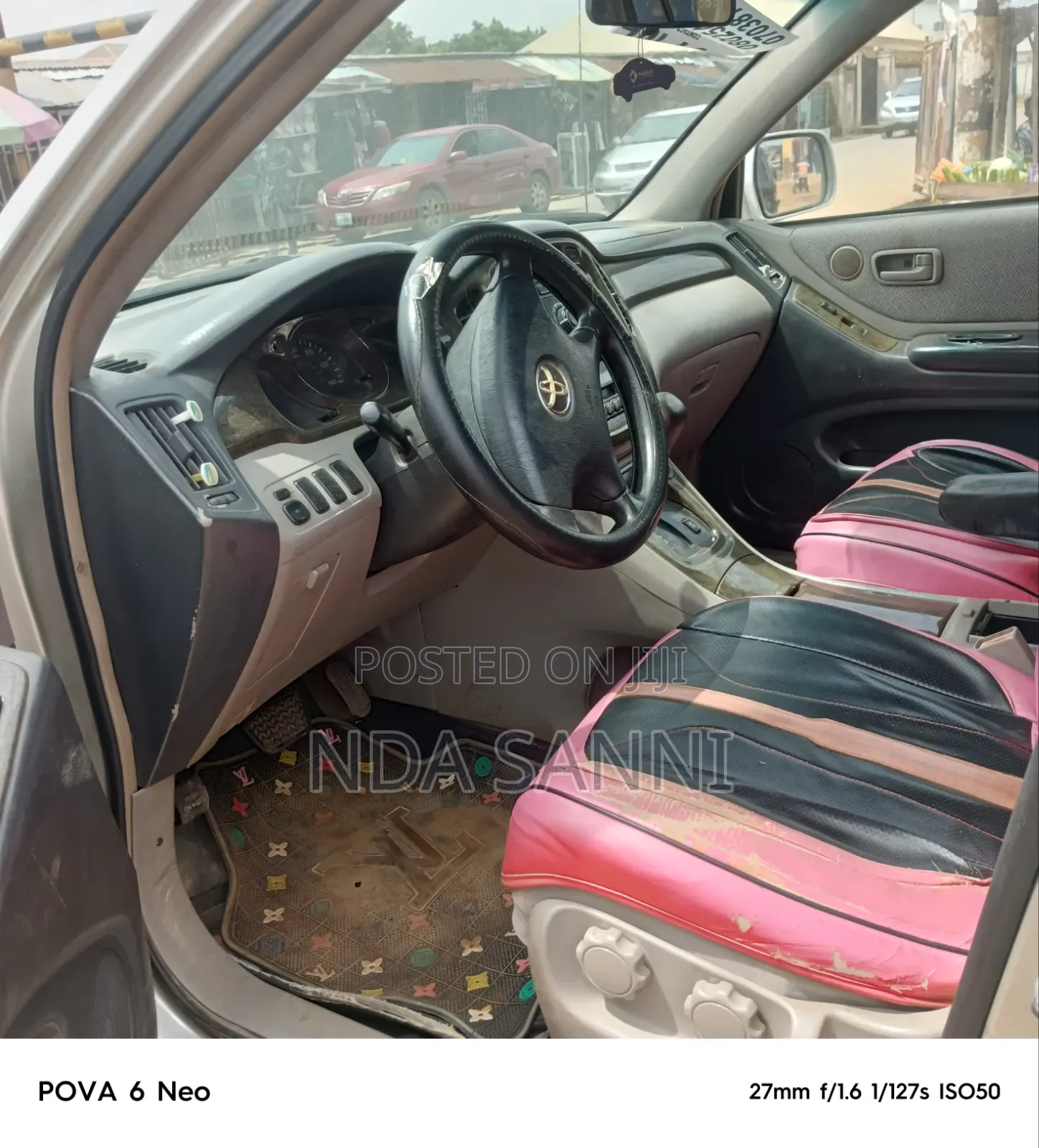 Toyota Highlander Limited 2025 Gold