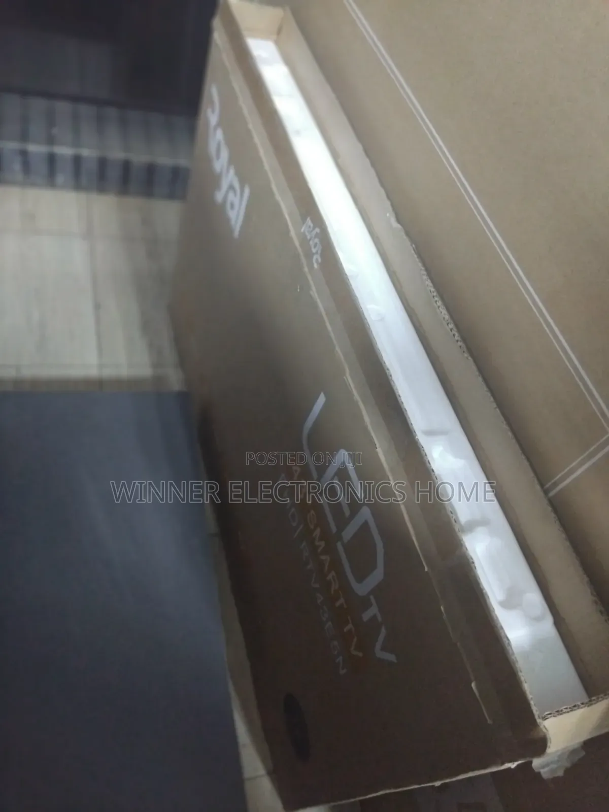 Royal 43 Inches Smart Television
