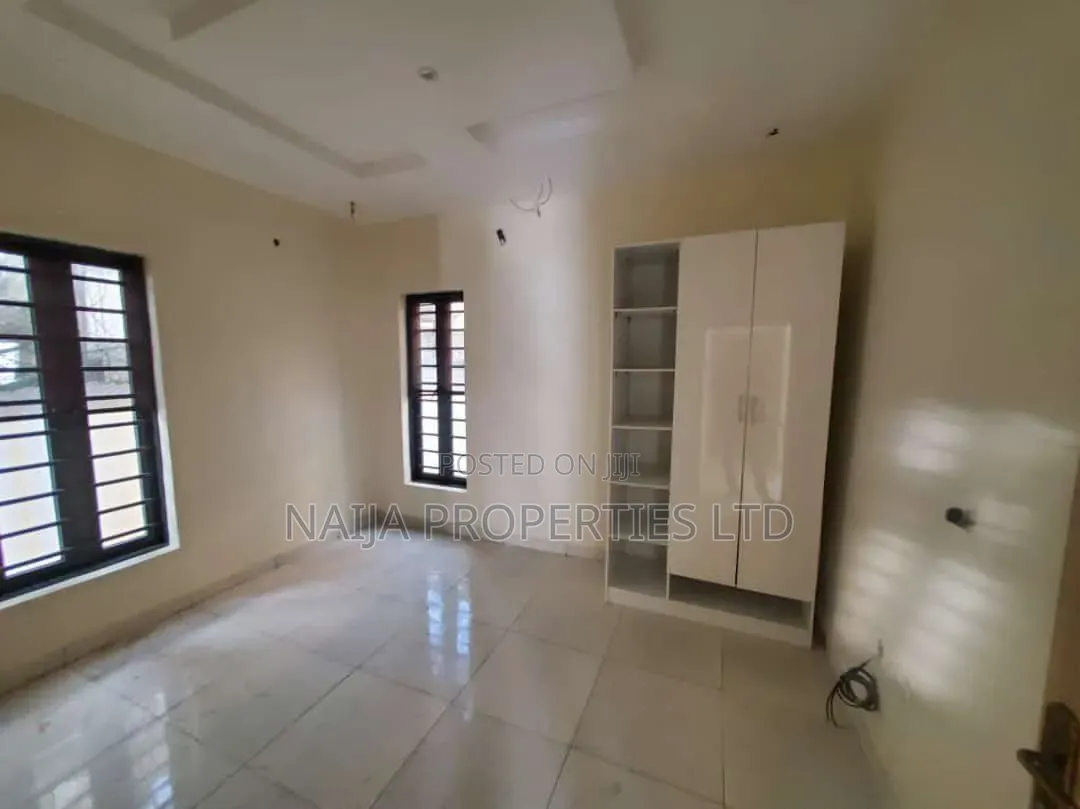 2bdrm Apartment in Ilasan-Ikate for rent