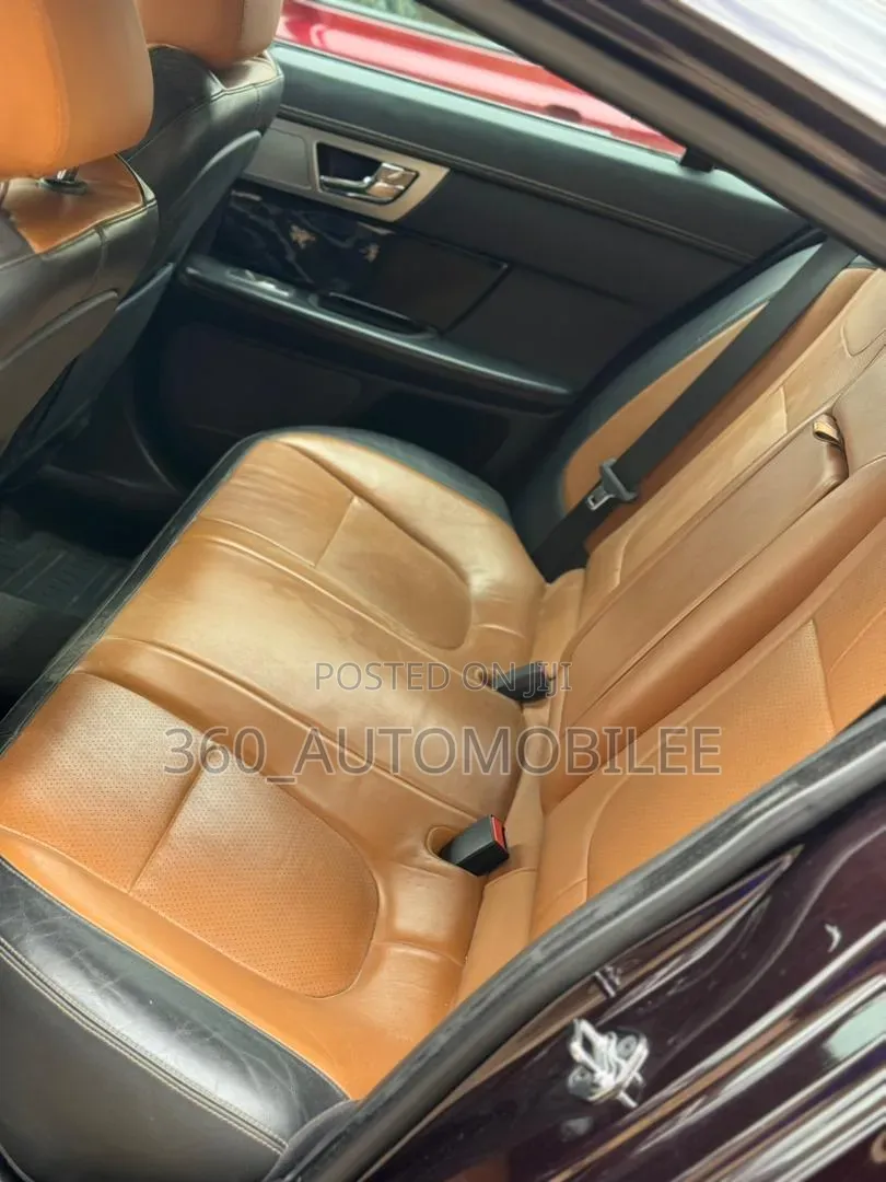 Jaguar XF 2013 Black