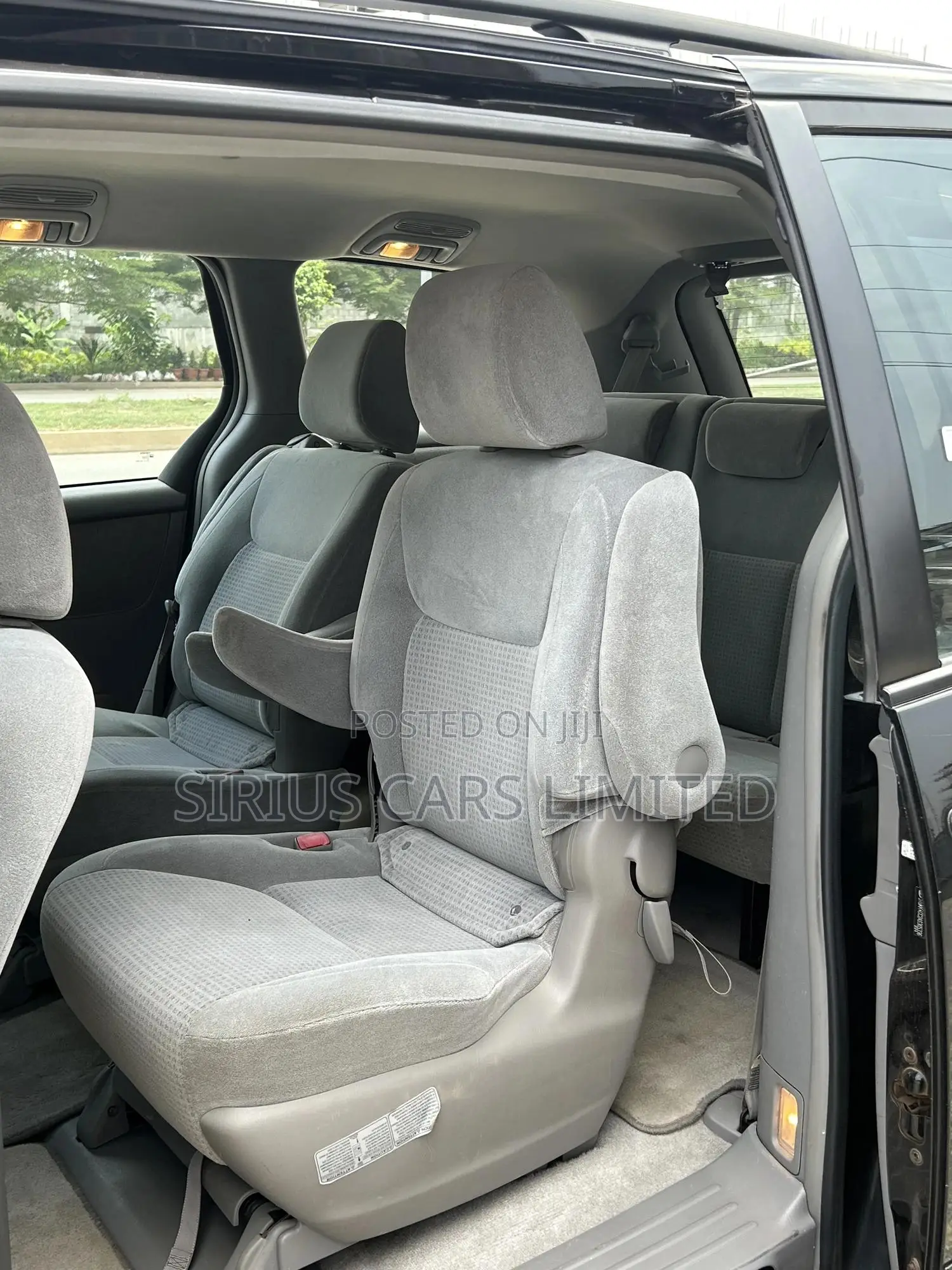 Toyota Sienna CE 8 Passenger 2010 Black