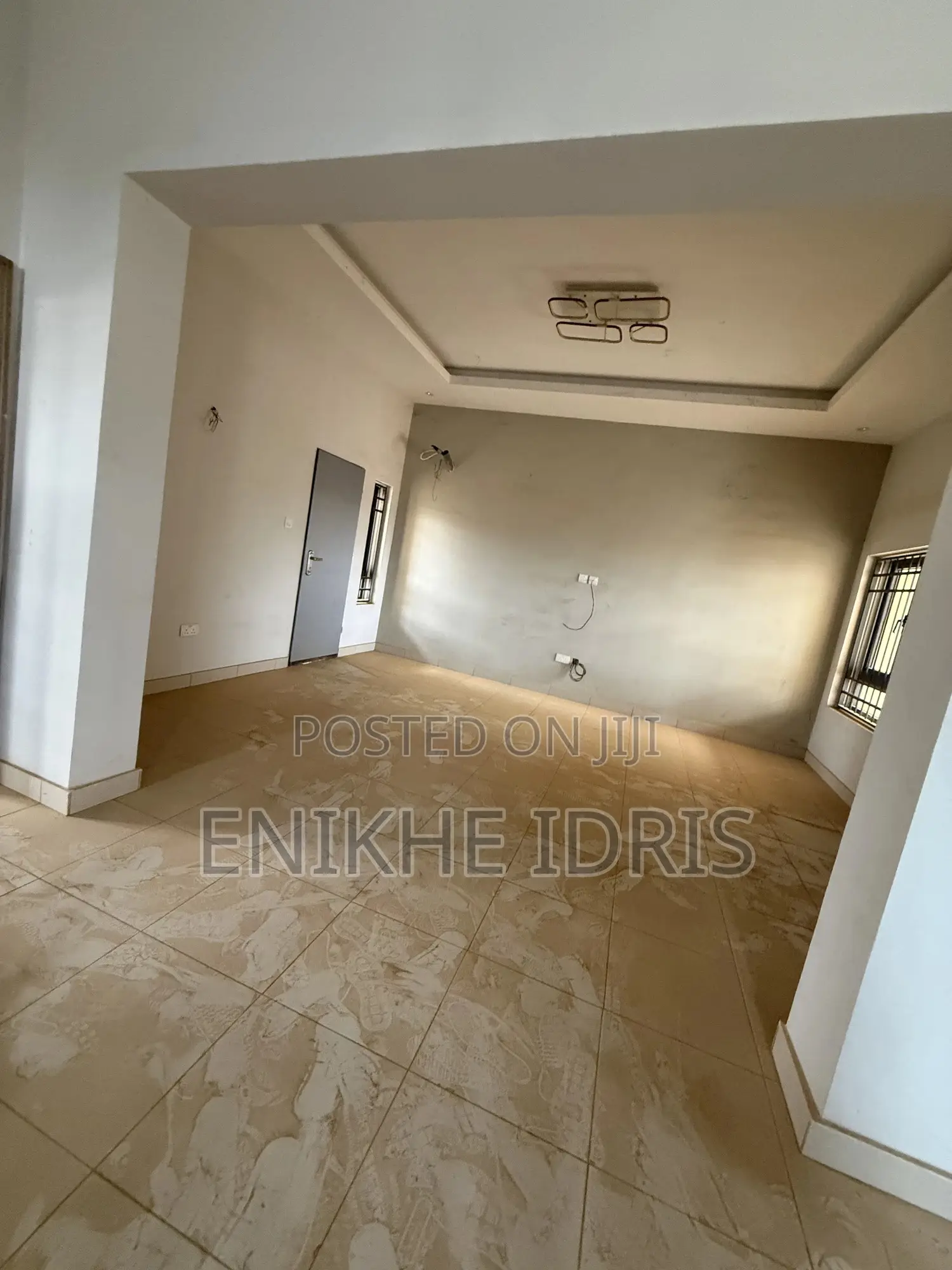 4bdrm Townhouse/Terrace in Shafa, Lugbe District for sale