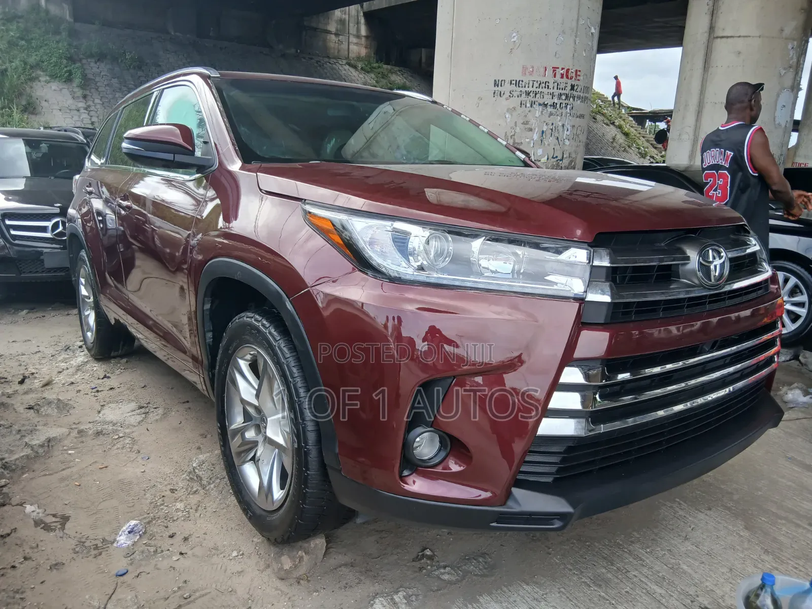 Toyota Highlander Limited 4x4 V6 (3.5L 6cyl 8A) 2017 Maroon
