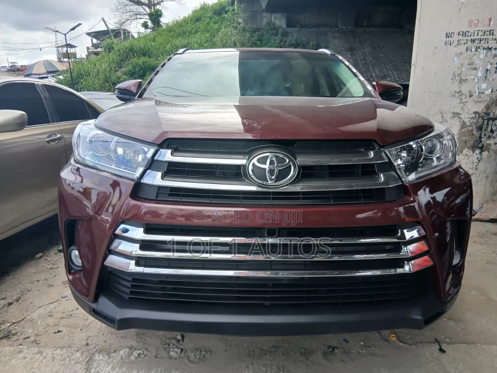 Toyota Highlander Limited 4x4 V6 (3.5L 6cyl 8A) 2017 Maroon