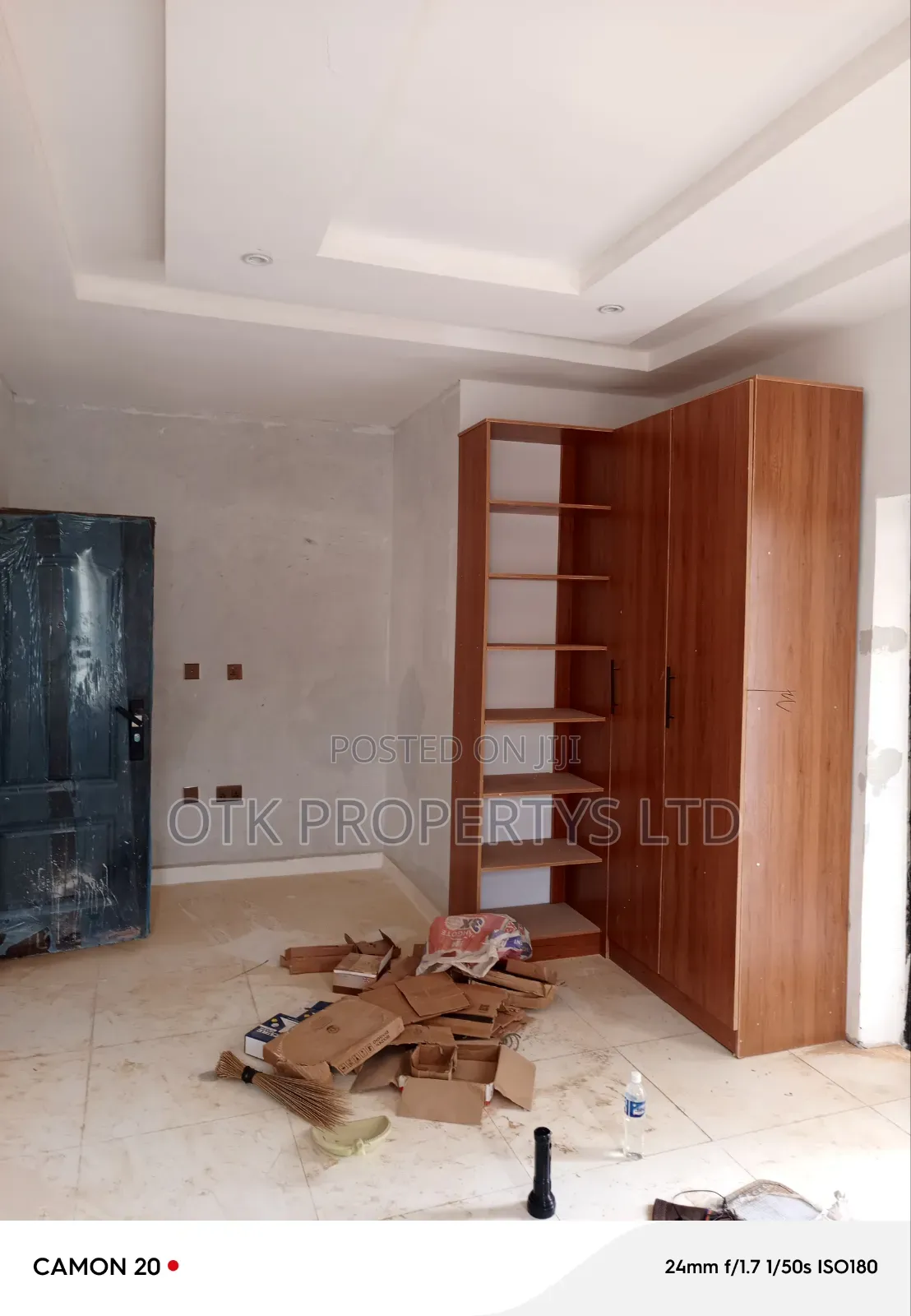 3bdrm Duplex in Scc Road Ushafa for sale