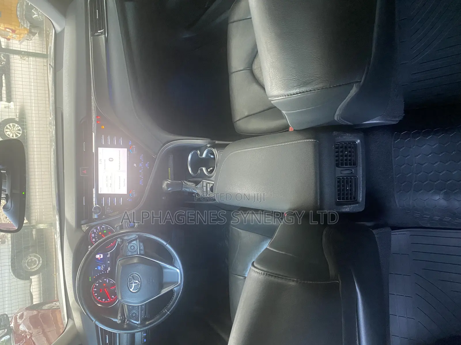 Toyota Camry 2019 Gray