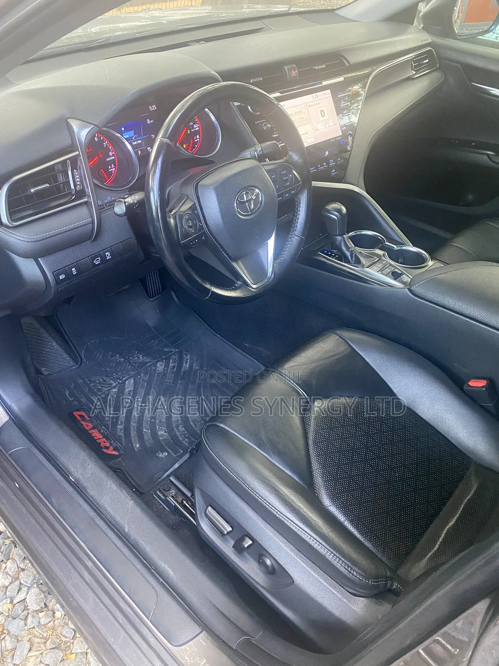 Toyota Camry 2019 Gray