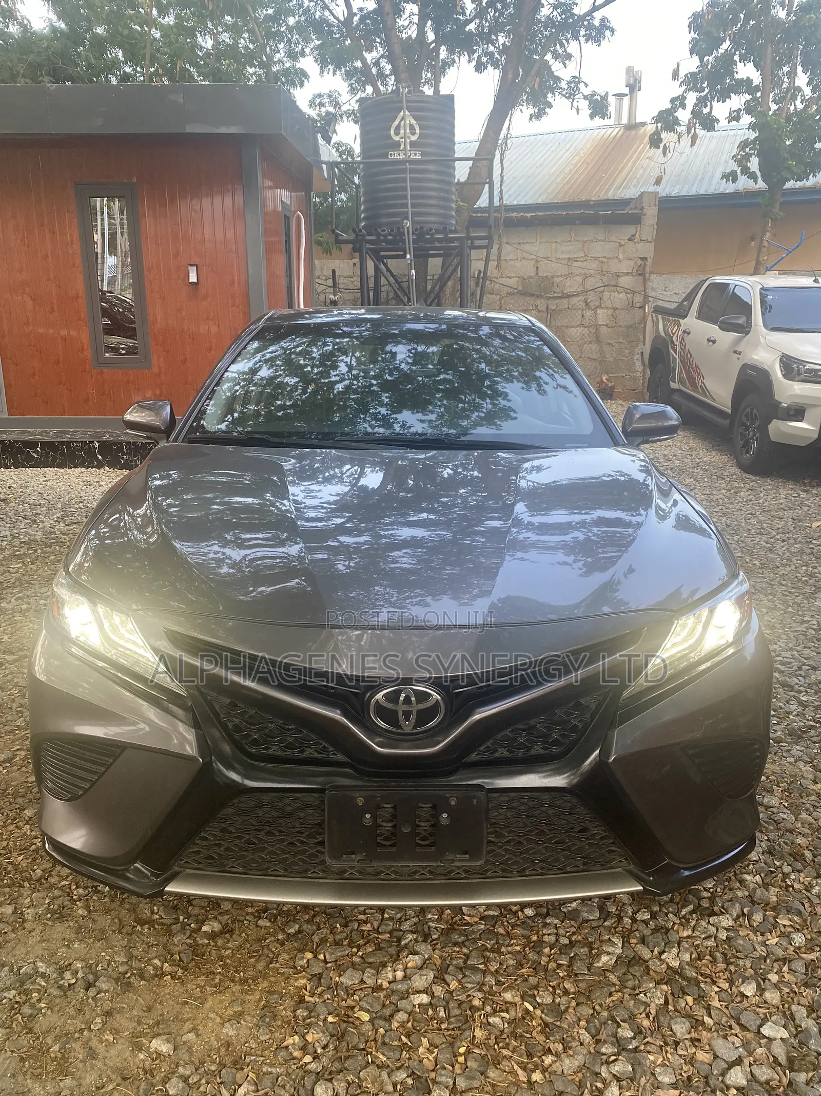 Toyota Camry 2019 Gray