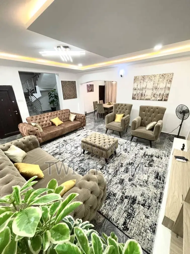 Furnished 4bdrm Duplex in Wuye Main for rent