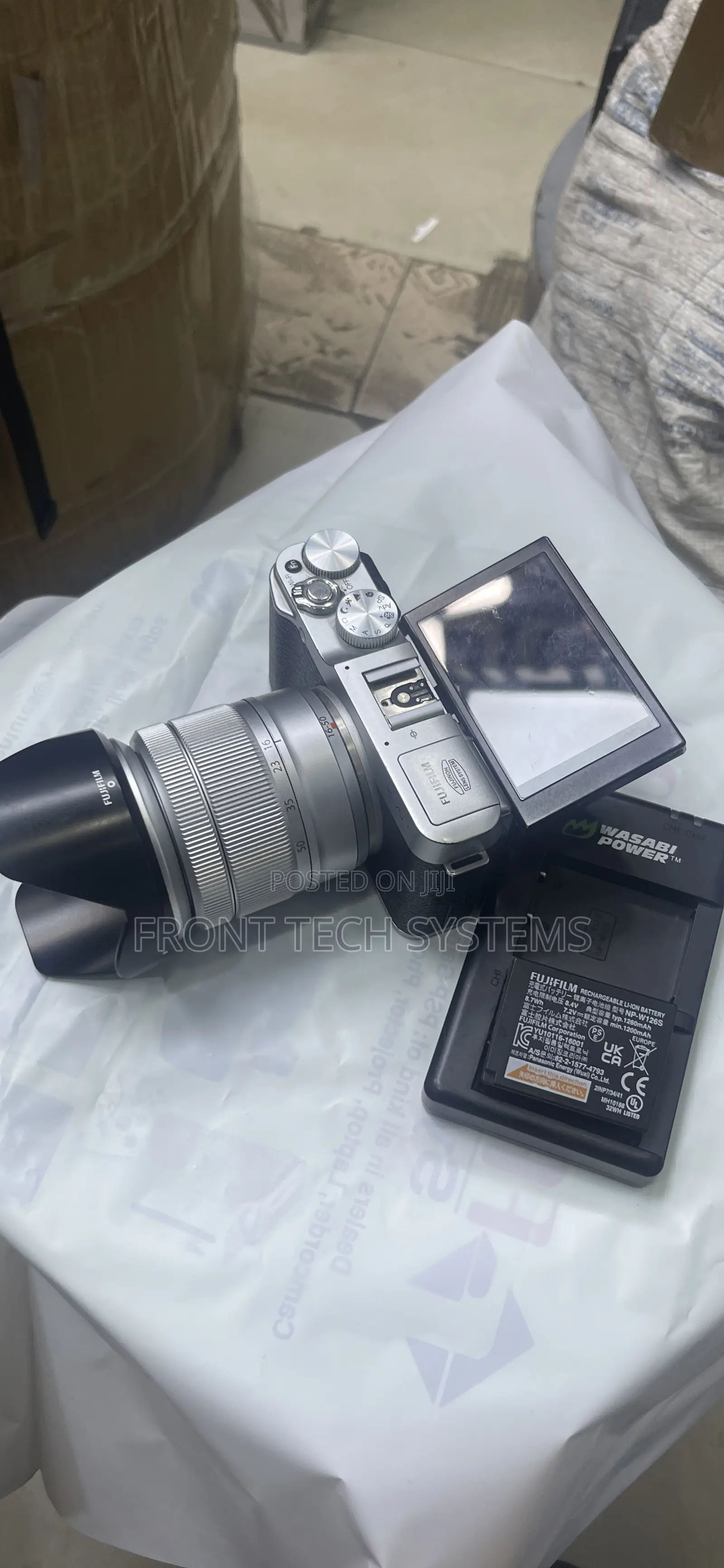 Fujifilm X-A2 With 16-50mm