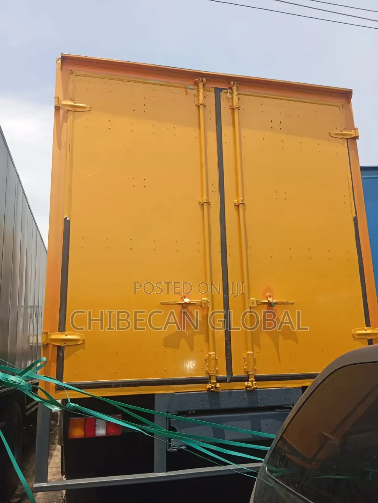 1824 Mercedes Benz Truck (Foreign Used) 6 Tyres