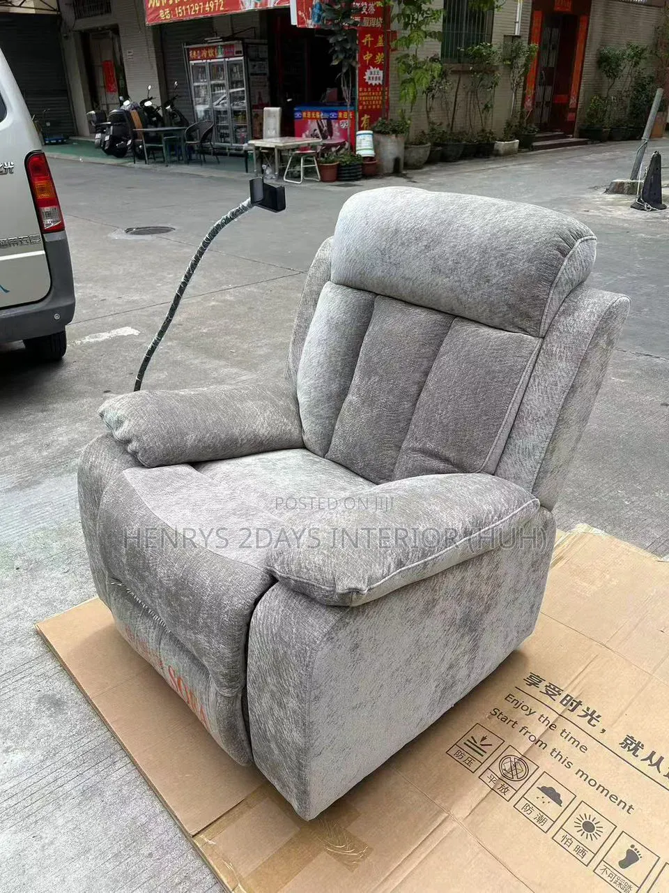 Auditeoum Chairs All Colors