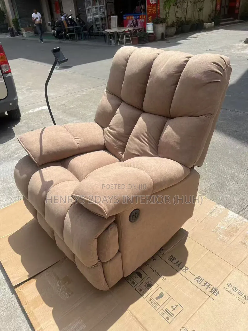 Auditeoum Chairs All Colors