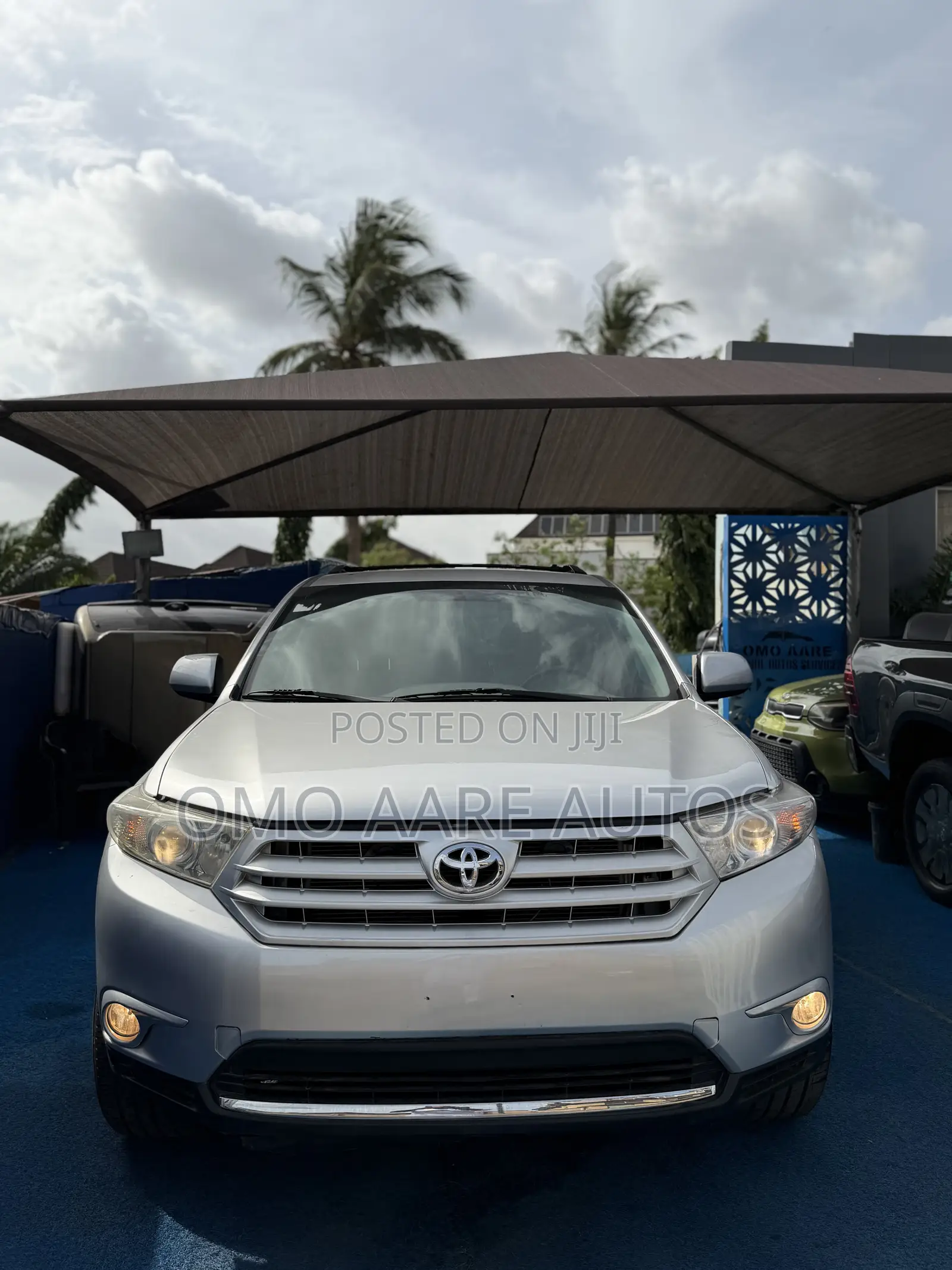 Toyota Highlander SE 2011 Silver