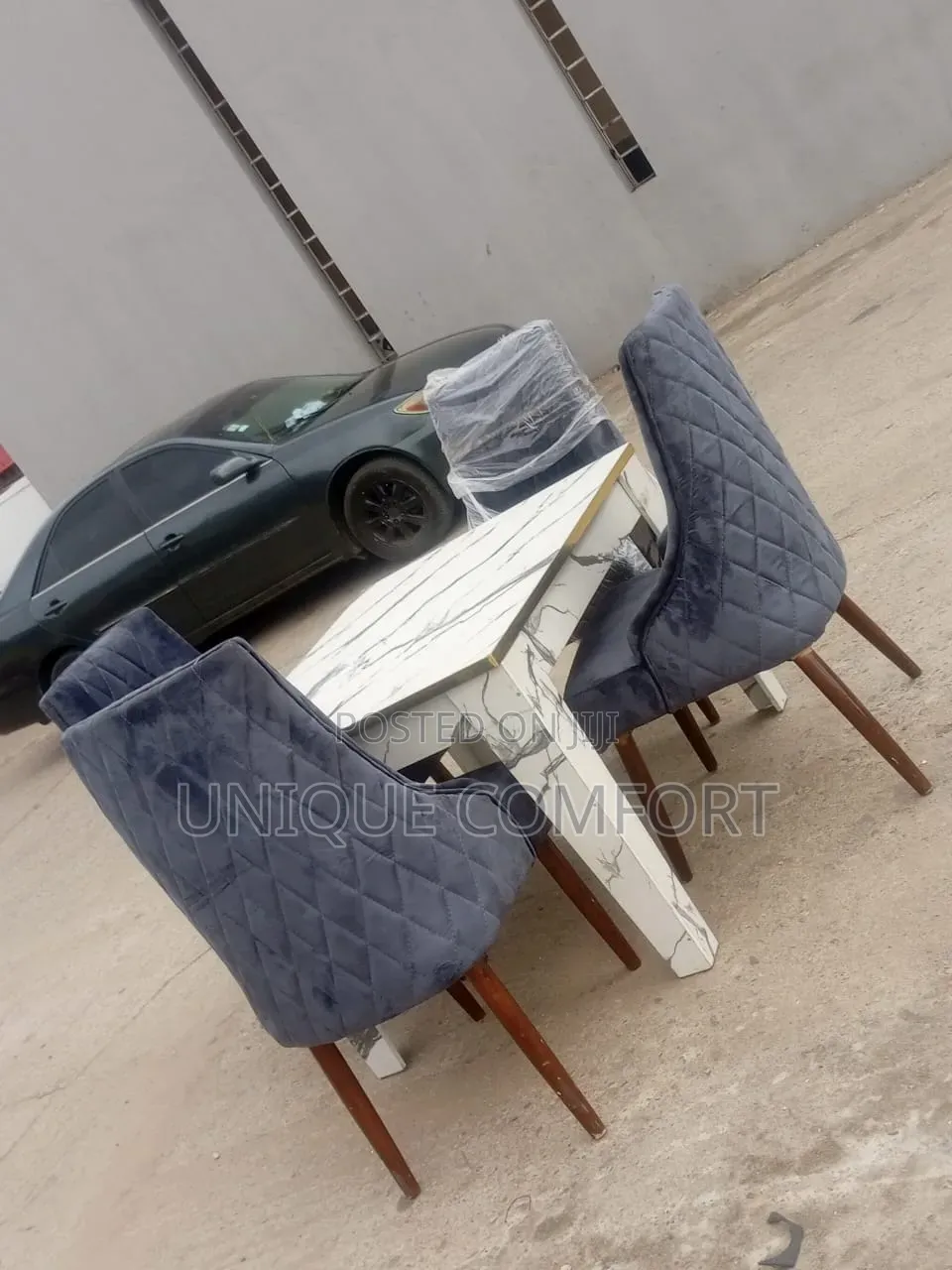 Brand New Top Quality 4 Seaters HDF Curved Dining Set