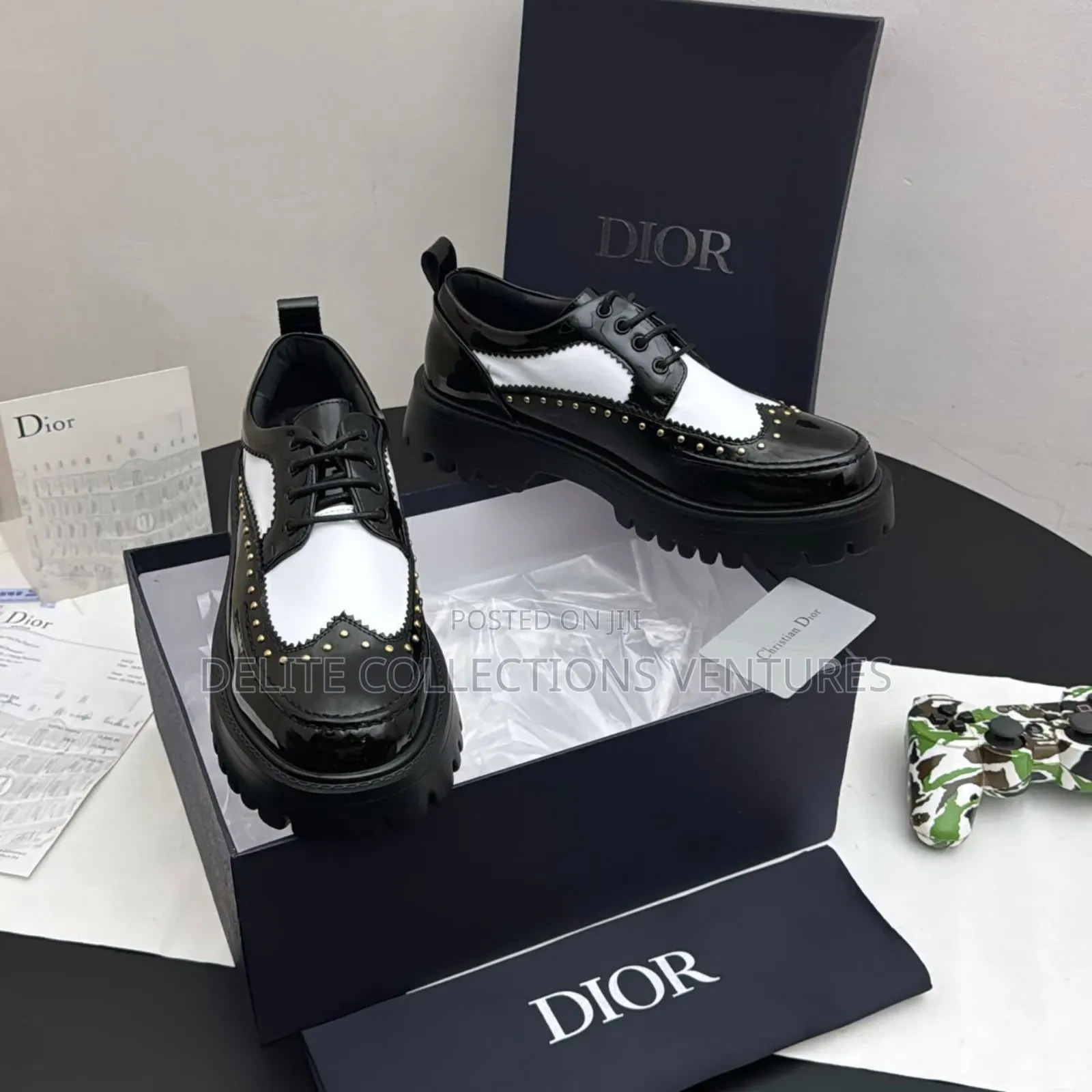 *Christian Dior Shoe With Stones “Black White”
