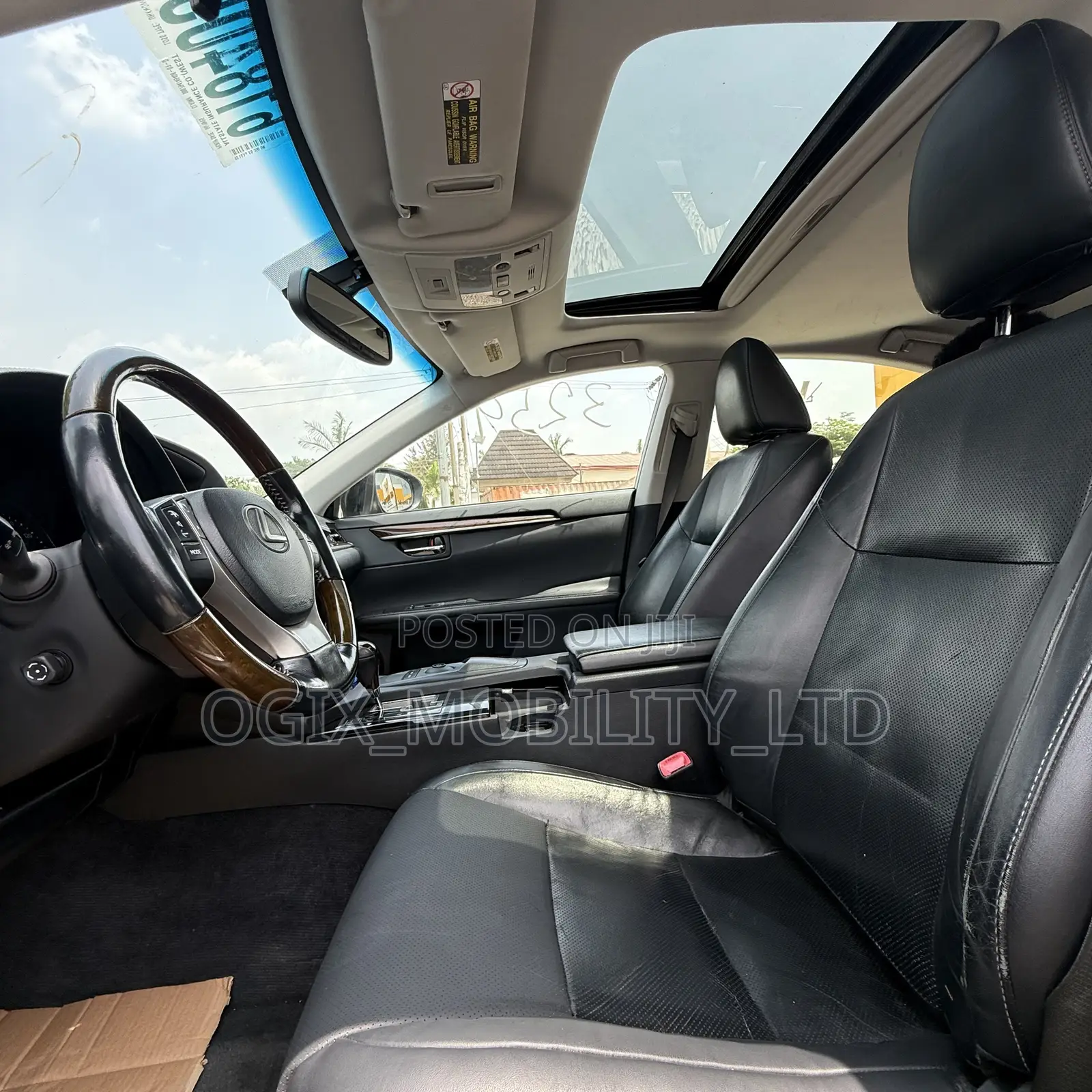 Lexus ES 2013 Black
