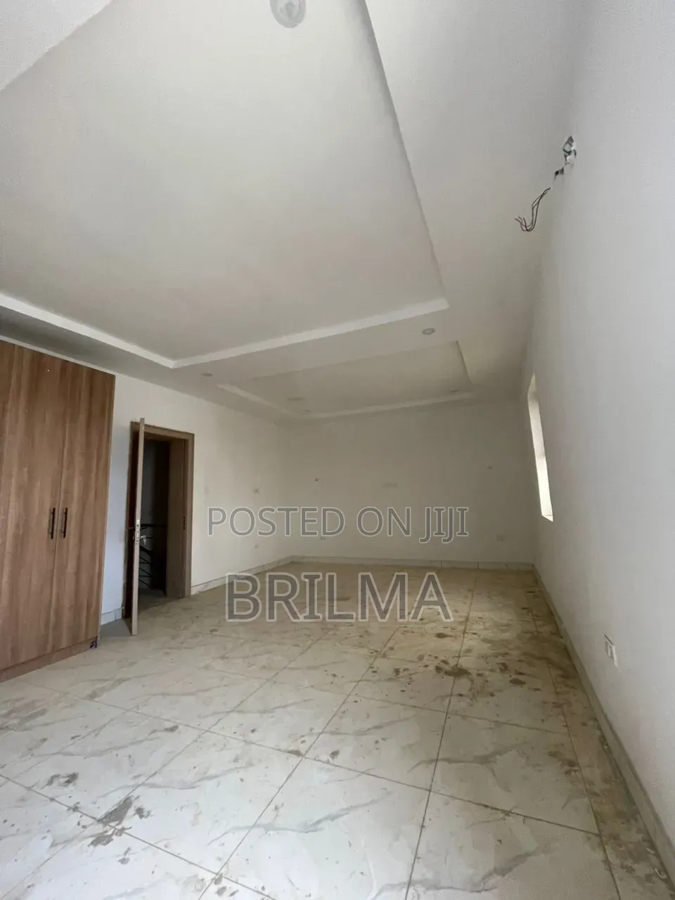 4bdrm Duplex in Life Camp for sale
