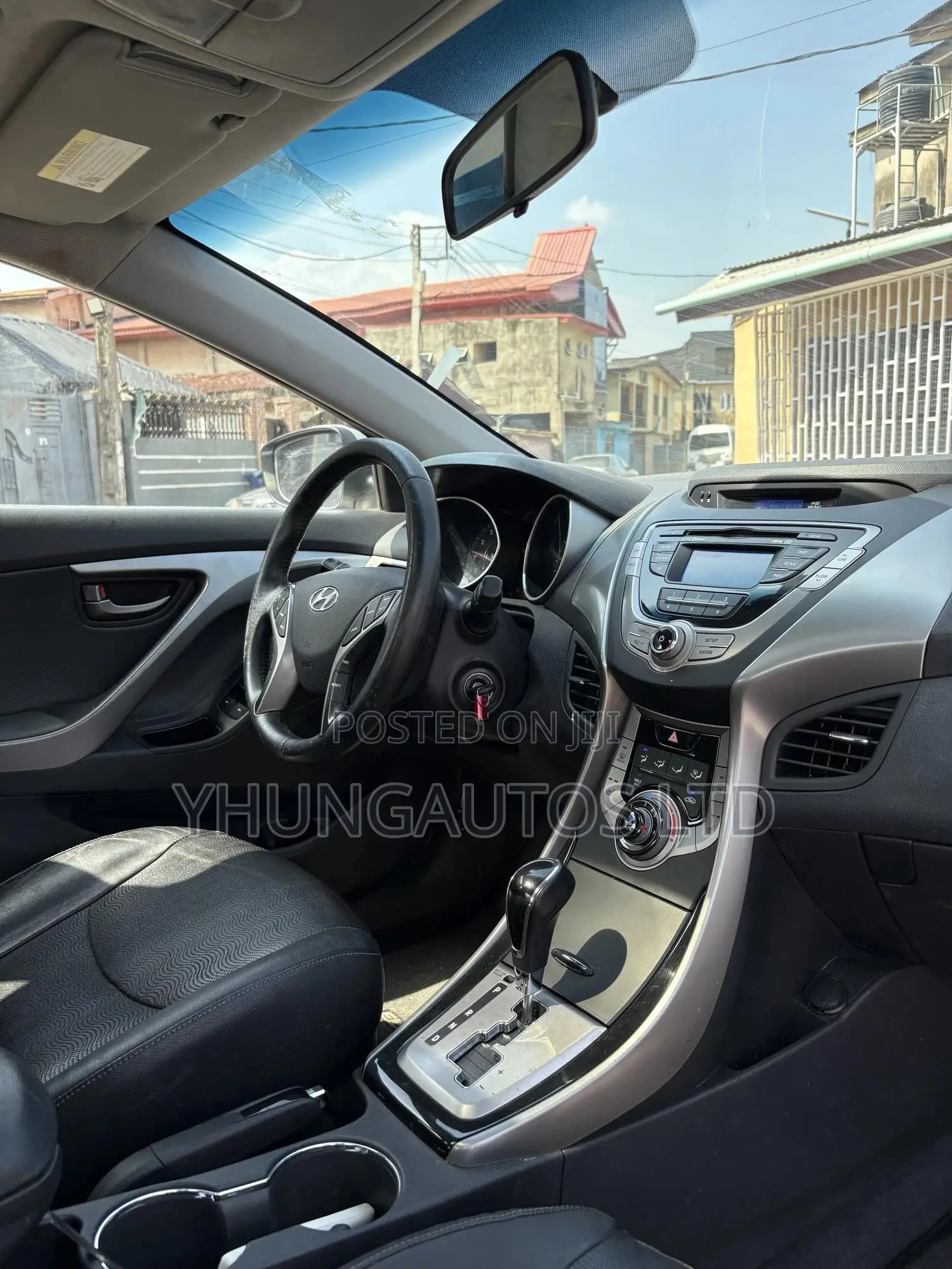Hyundai Elantra Limited 2012 Silver