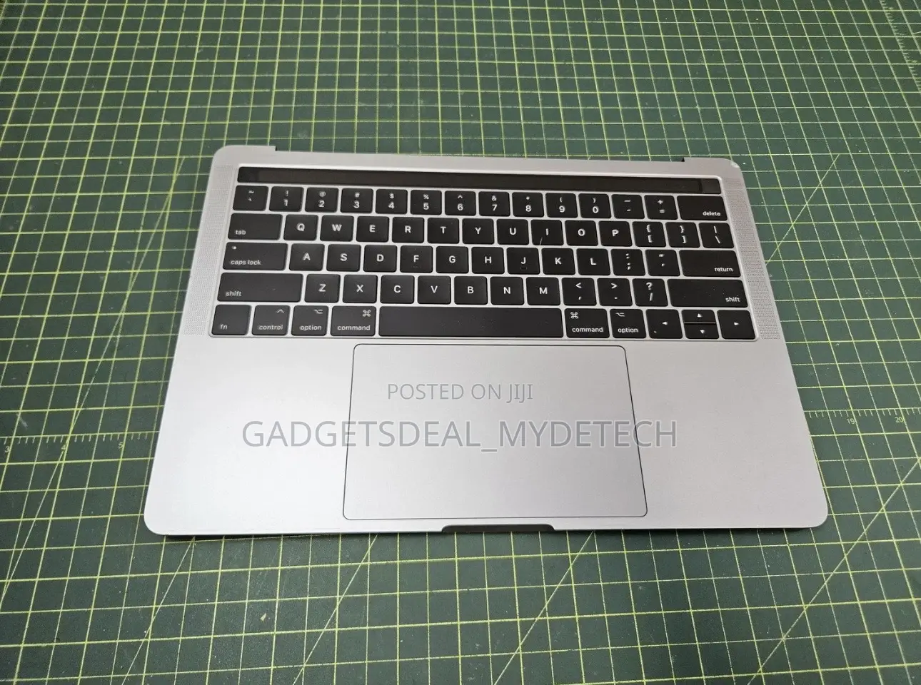 2018, 2019 Macbook Pro Keyboard Palmrest With Touch Bar