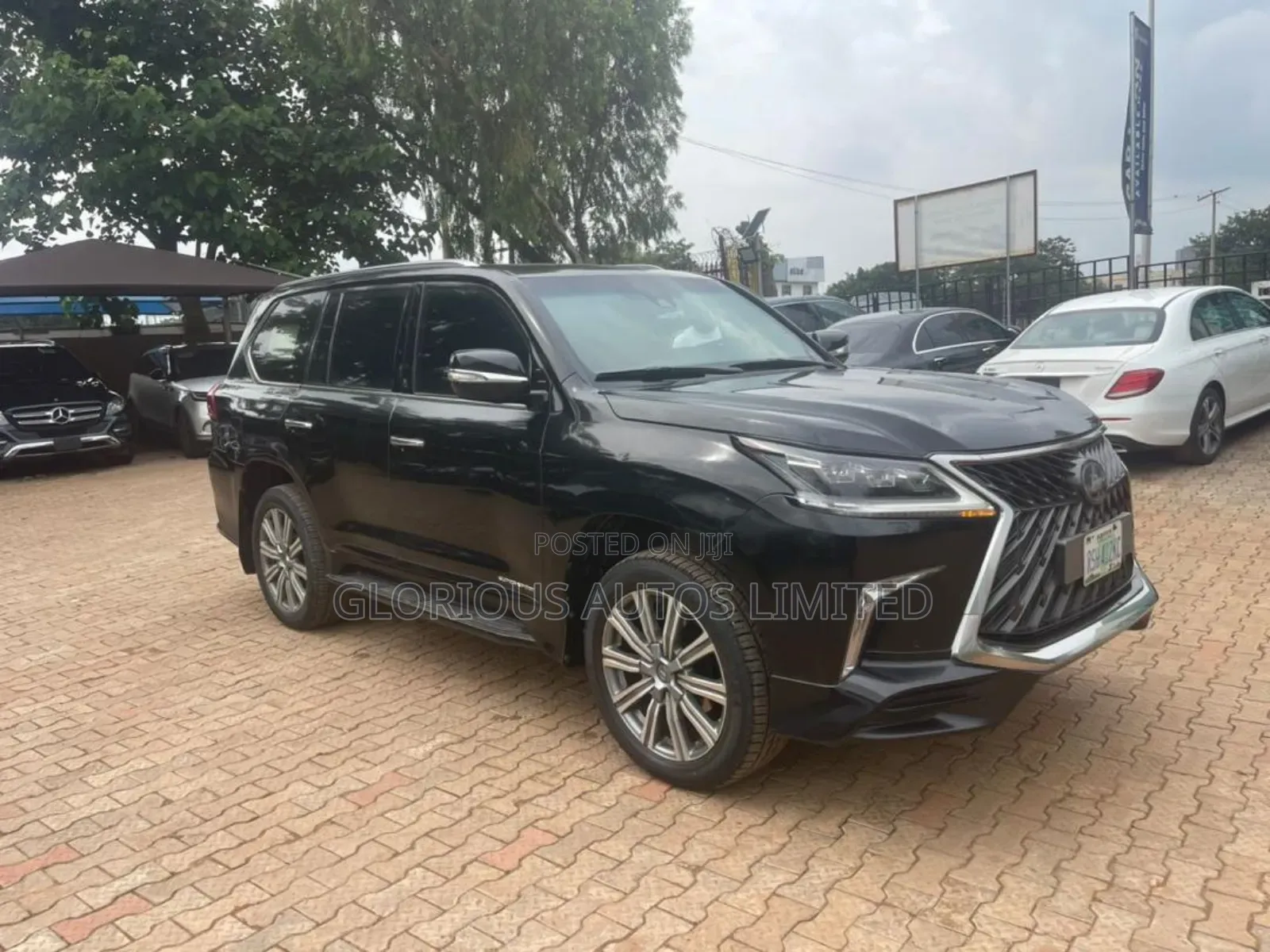 Lexus LX 570 AWD 2018 Black