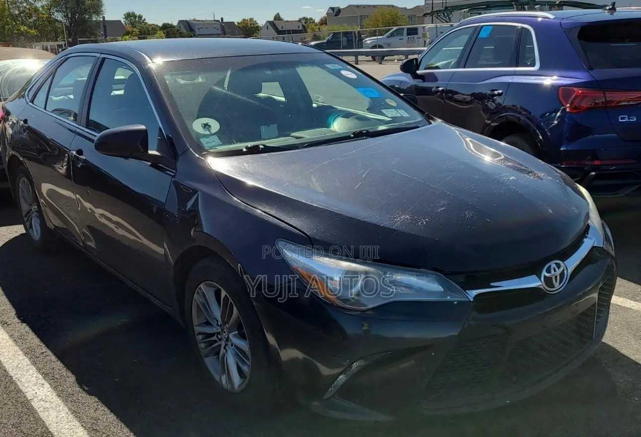 Toyota Camry 2017 Black
