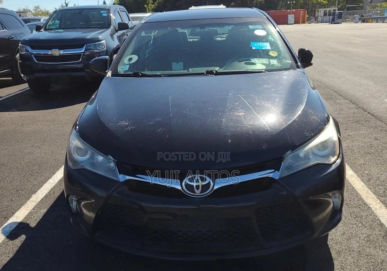 Toyota Camry 2017 Black