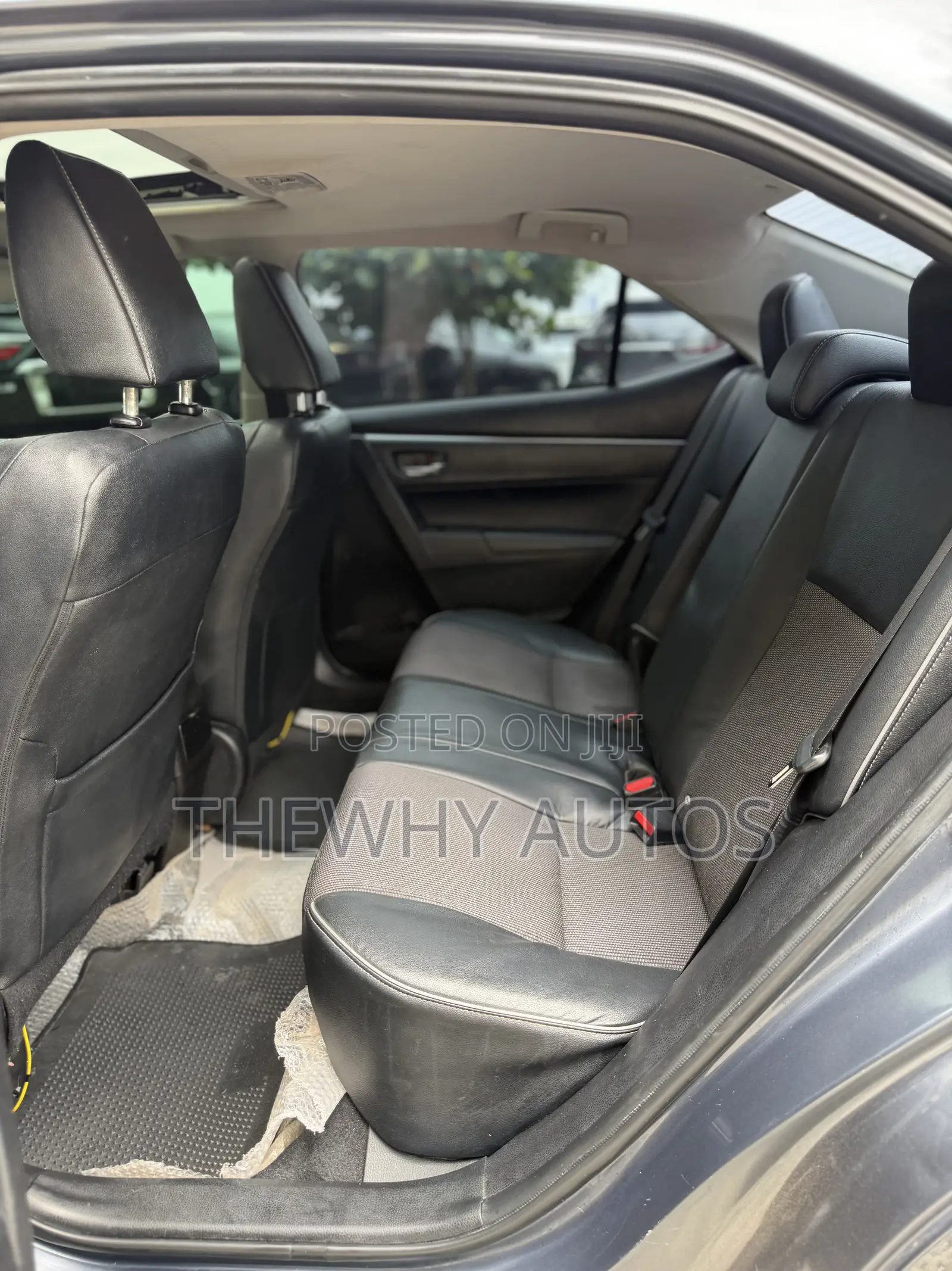 Toyota Corolla S 4dr Sedan (1.8L 4cyl CVT) 2014 Gray