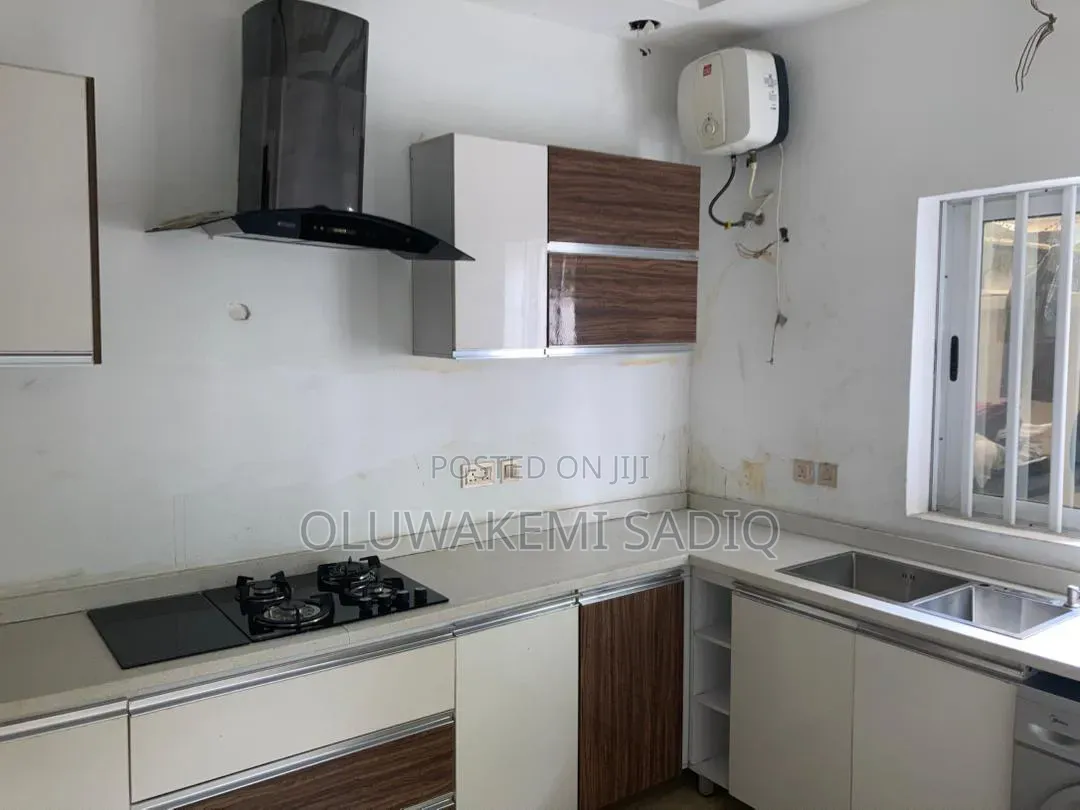 Furnished 4bdrm Duplex in Ikeja Gra for rent