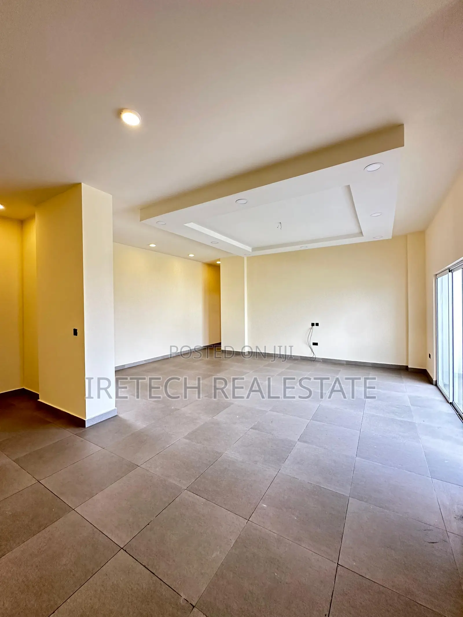 3bdrm Apartment in 1004 for sale