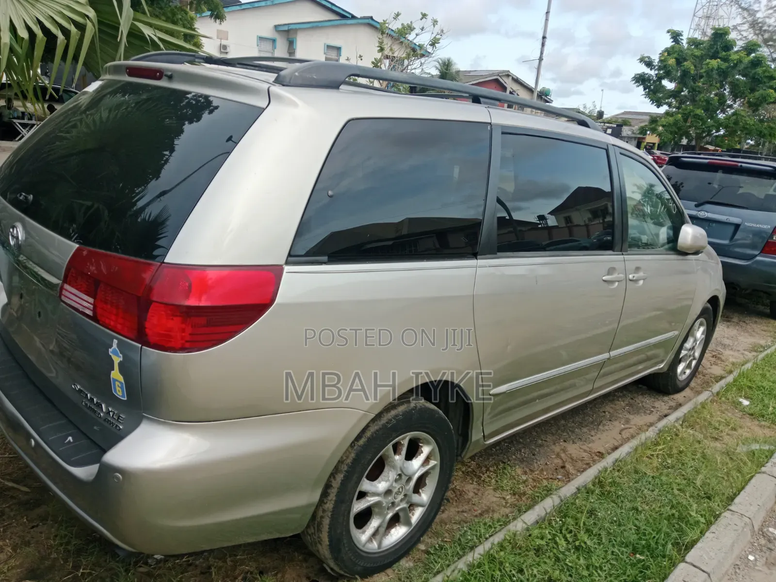 Toyota Sienna XLE Limited AWD 2005 Silver