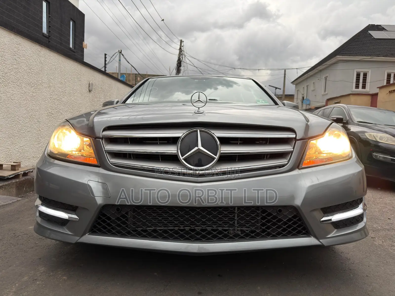 Mercedes-Benz C300 2014 Silver