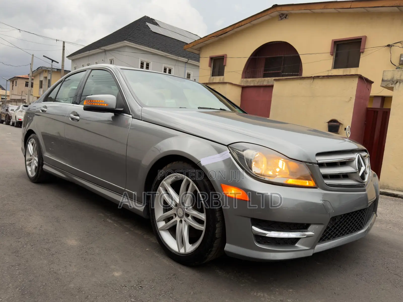 Mercedes-Benz C300 2014 Silver