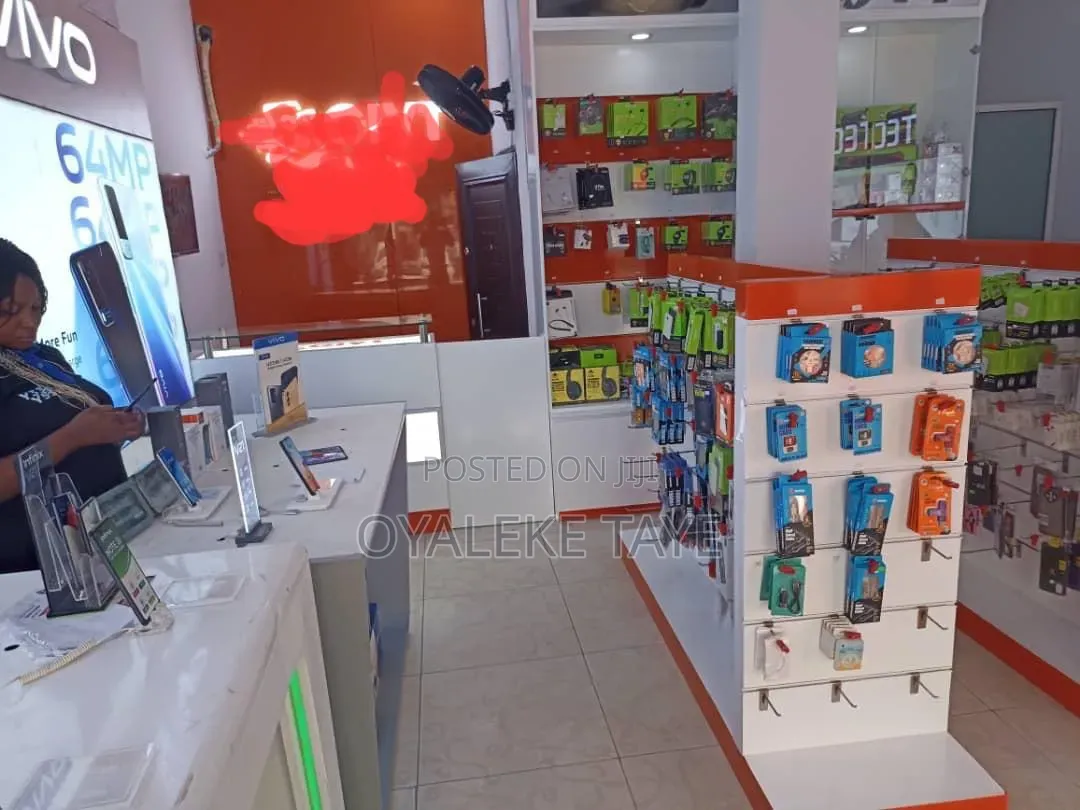 Phone Stores at Excellent Locations