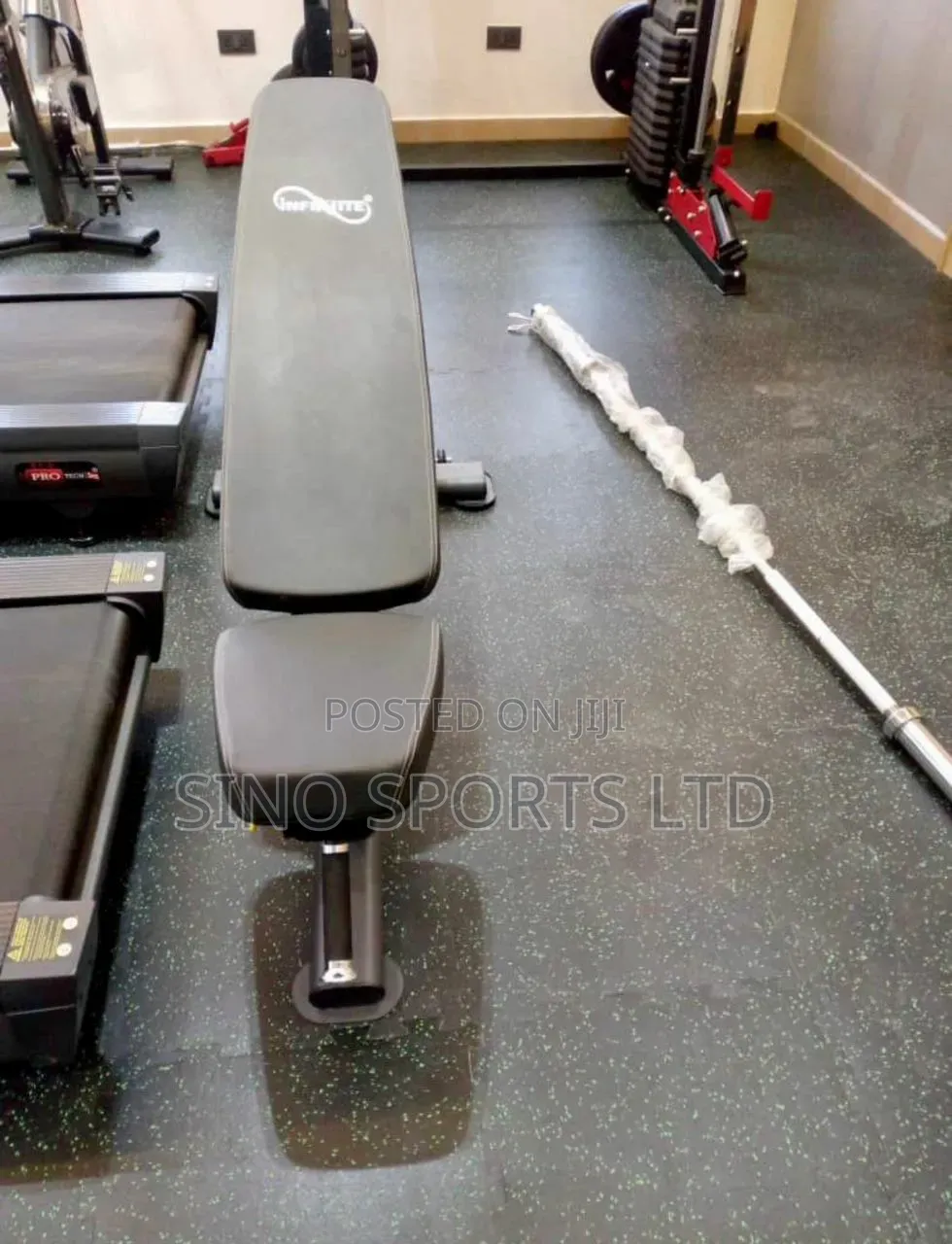Heavy Duty Adjustable Weight Bench