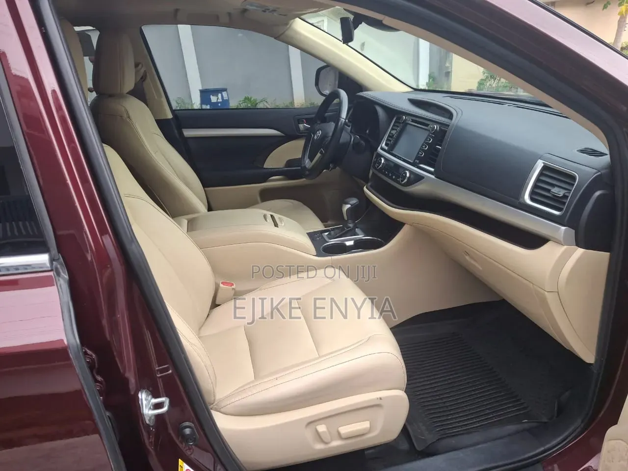 Toyota Highlander XLE 2019 Burgundy