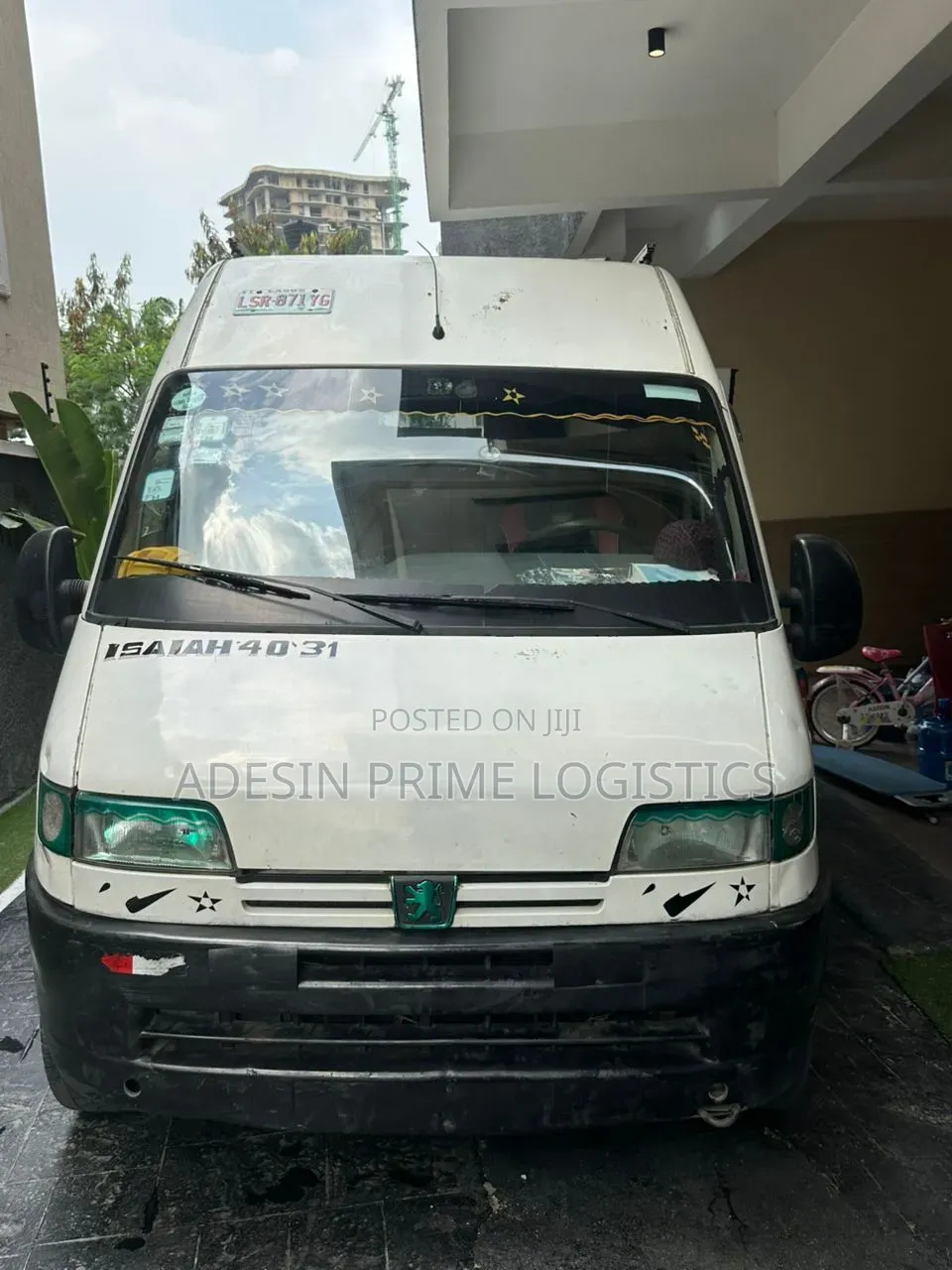 Cargo Buses (Lt) for Hire