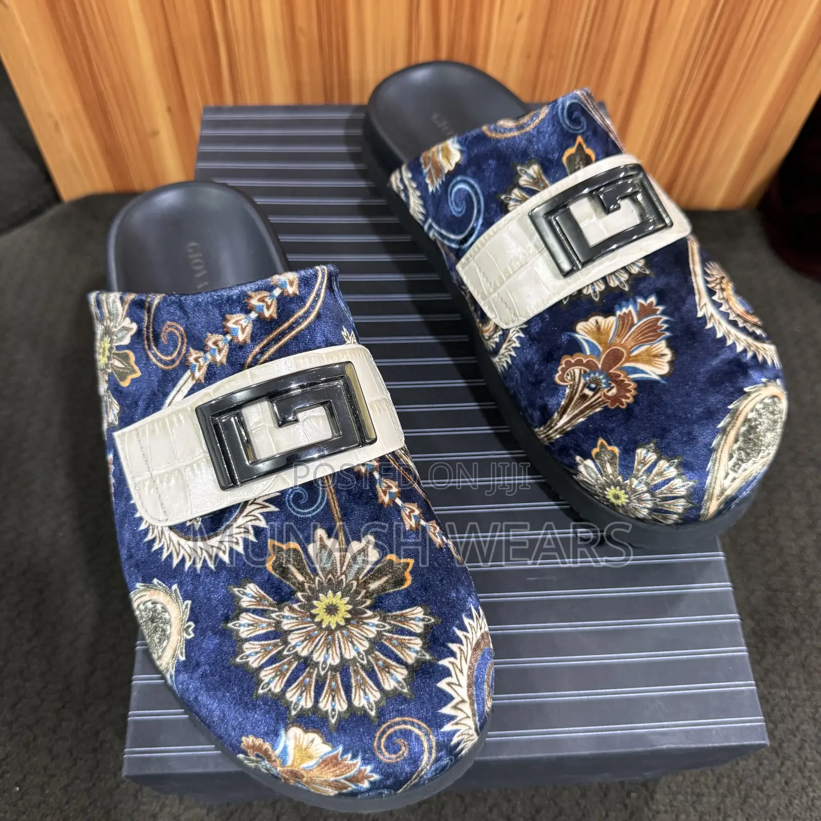 Italian Velvet Giovani Conti Mule 40-46