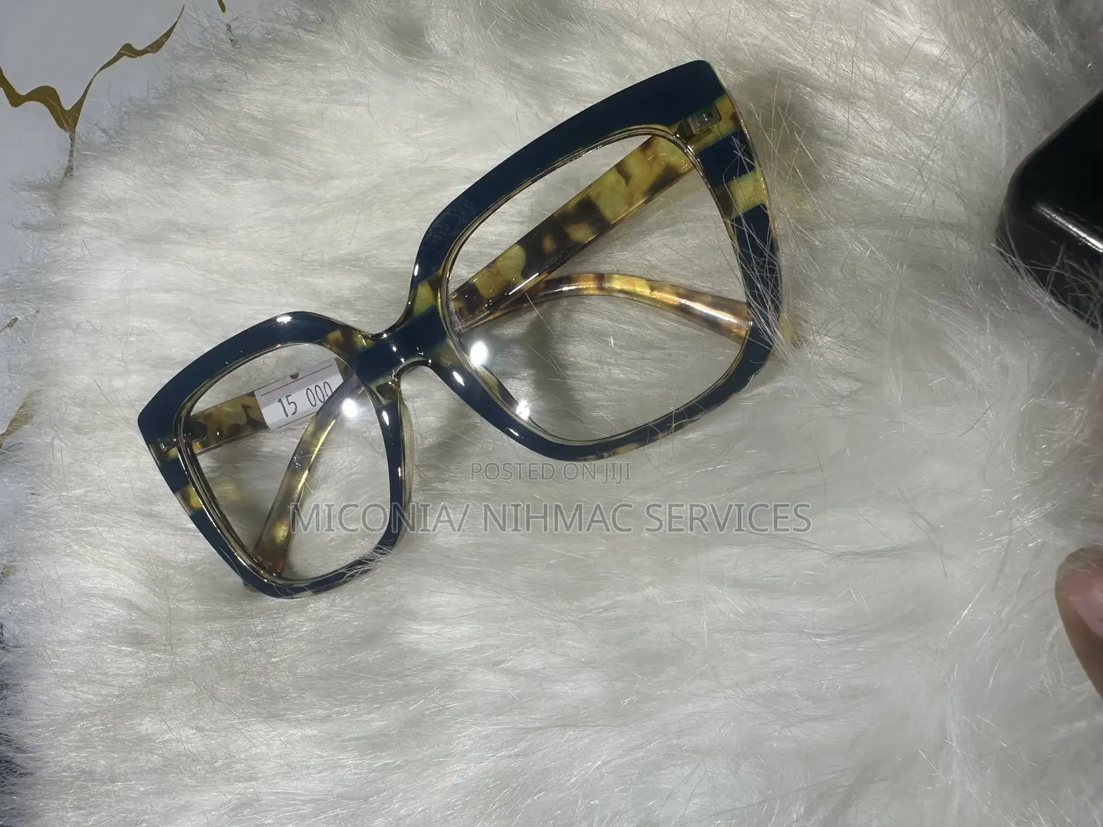 1 Pair Stylish Geometric Glasses for Women