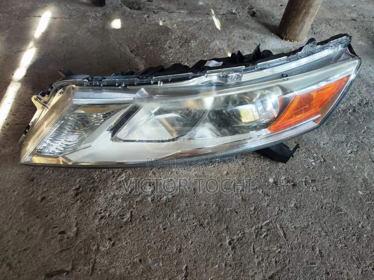 Headlamps Honda Crosstour 2012 - 2015