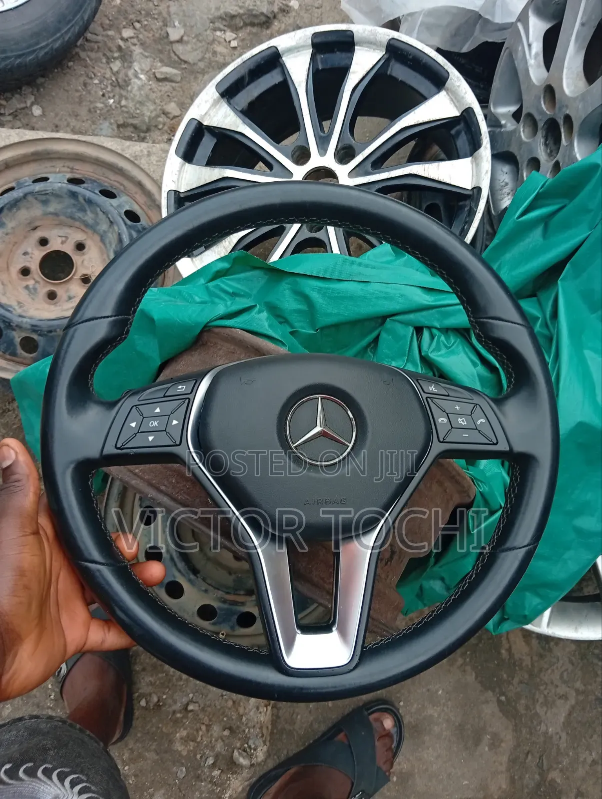 Mercedes Benz Steering Wheel C300, Glk350, E350, Ml350 Etc