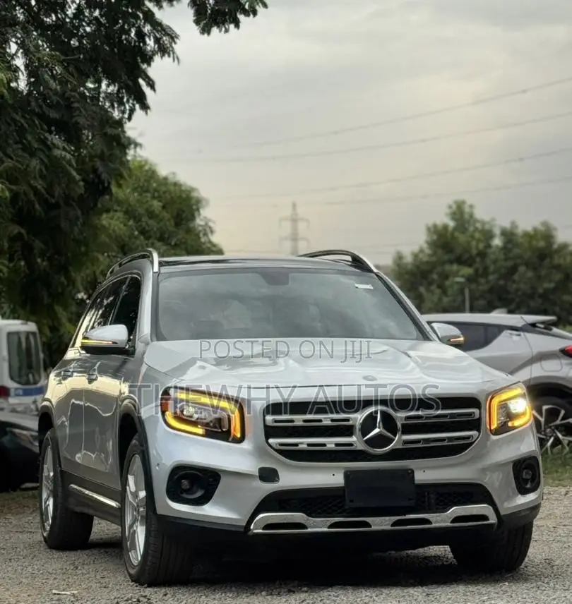 Mercedes-Benz GLB-Class GLB 250 4MATIC 2021 Silver