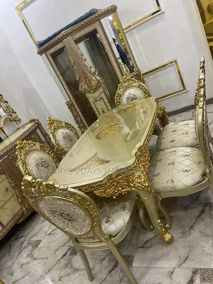 Royal Dining Table With Chairs