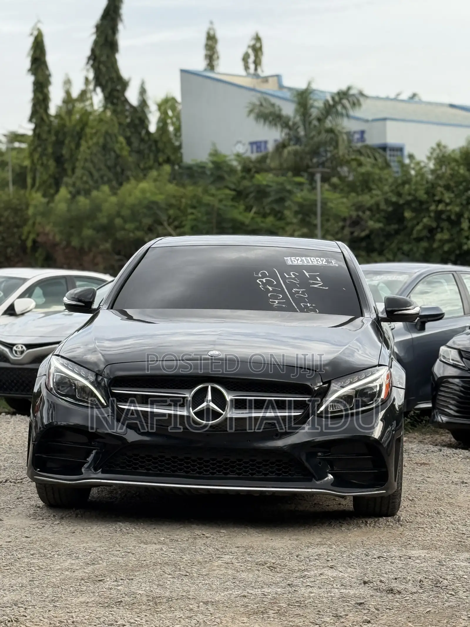 Mercedes-Benz C300 2016 Gray
