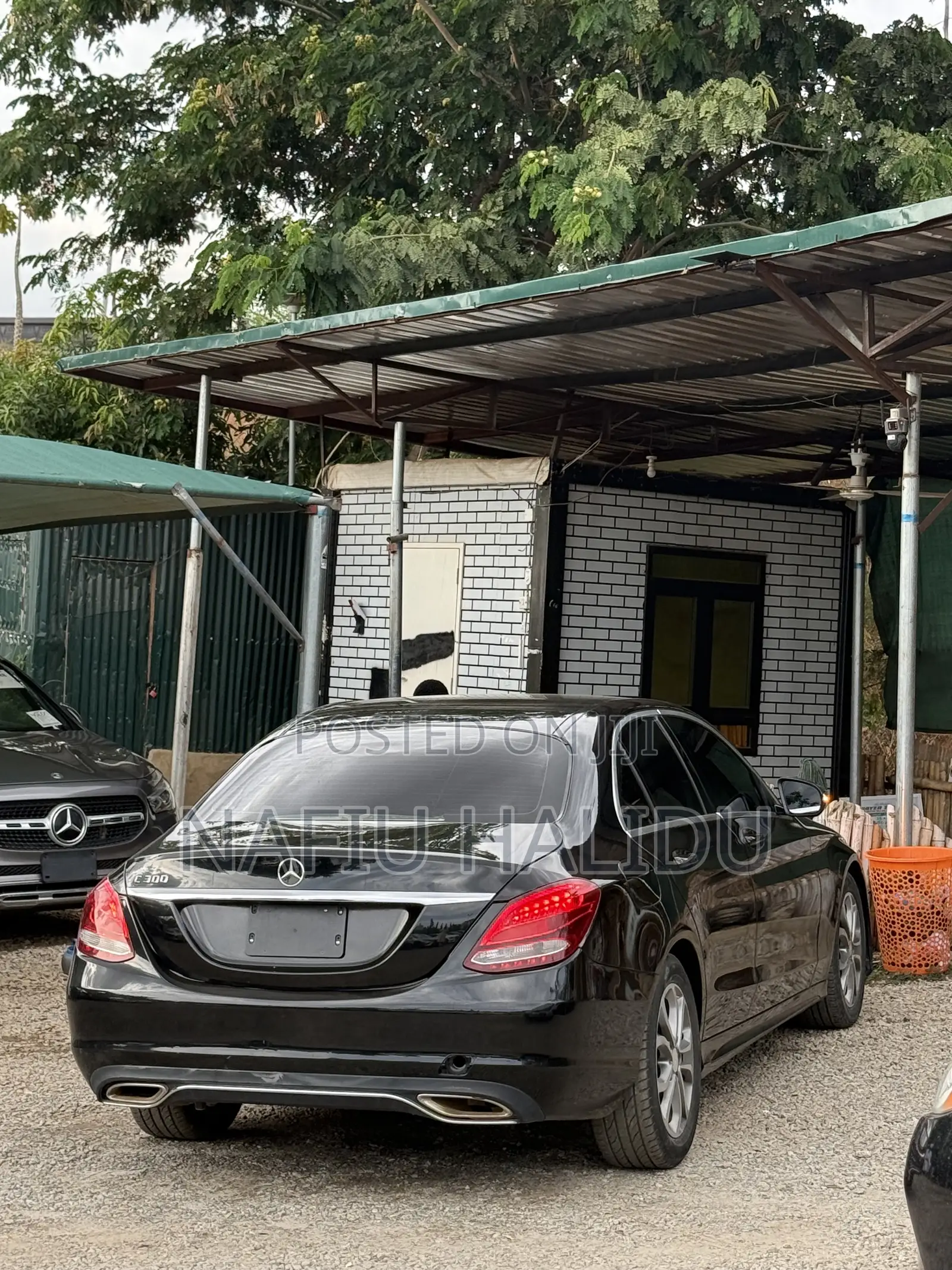Mercedes-Benz C300 2016 Gray